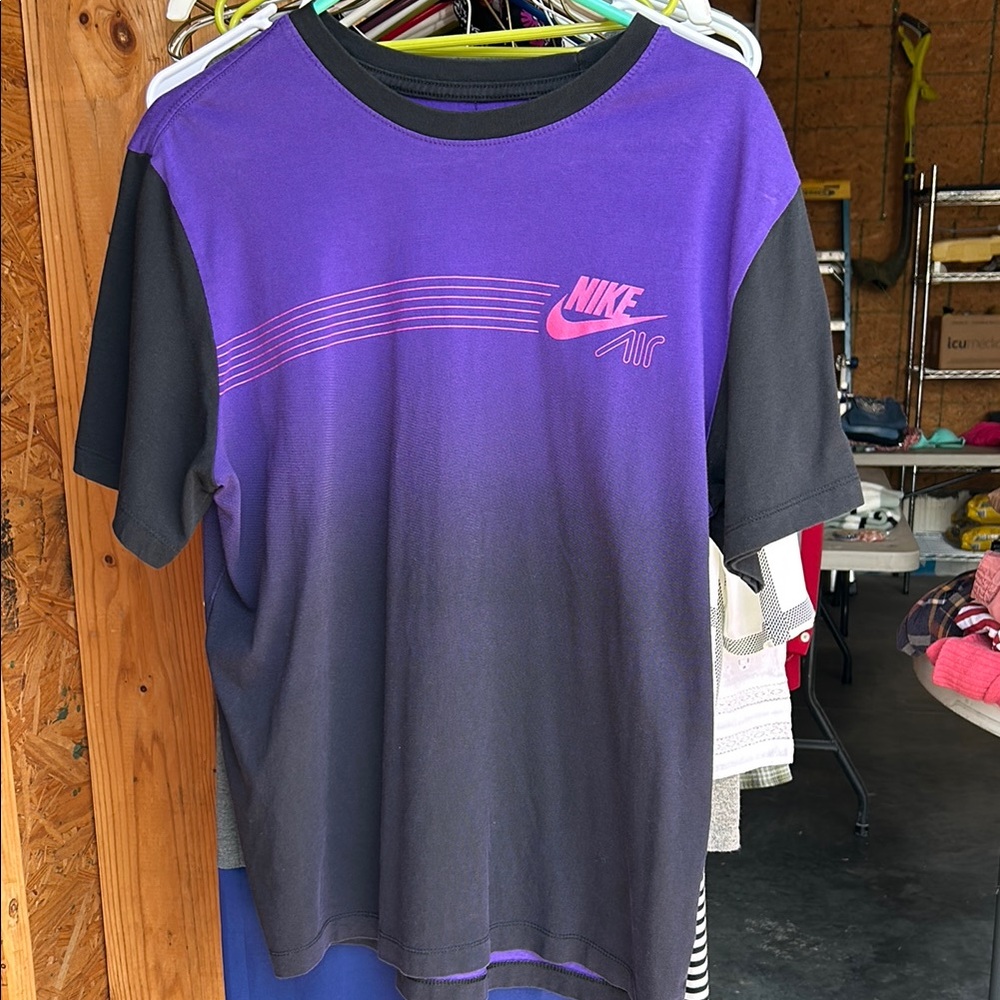 Nike Purple and Black Gradient T-Shirt